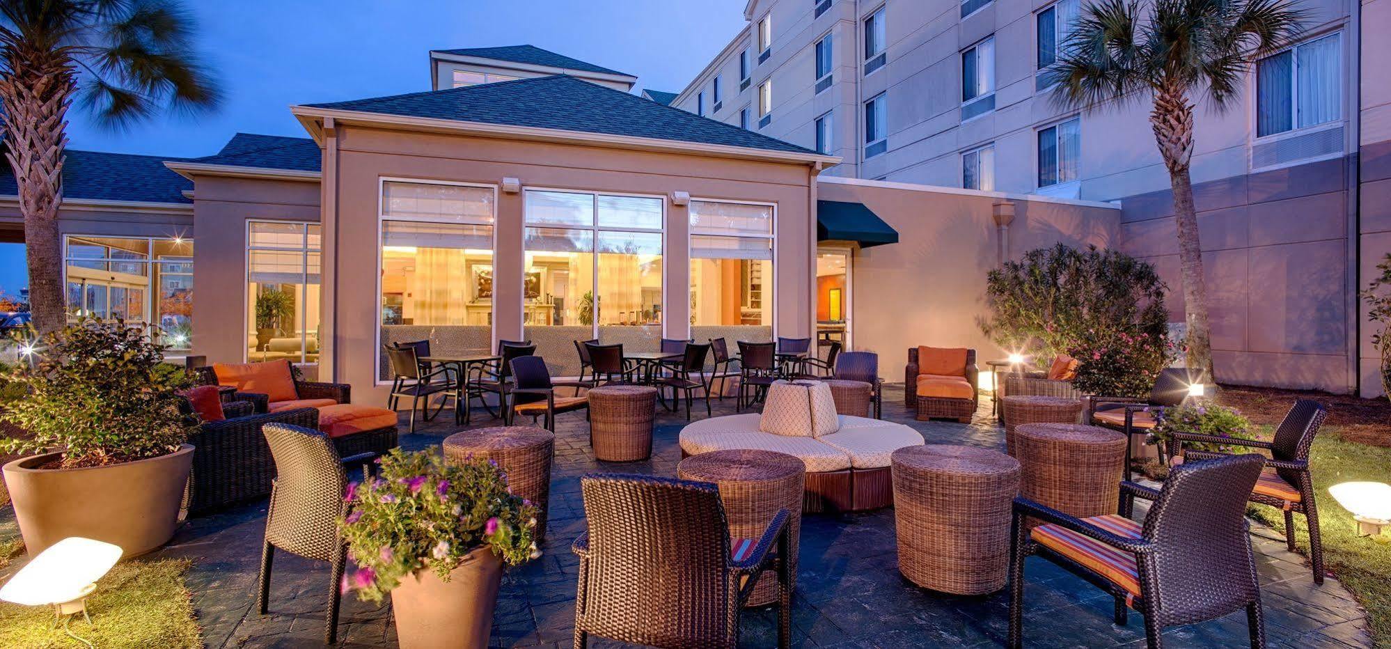 Hilton Garden Inn Baton Rouge Airport Bagian luar foto